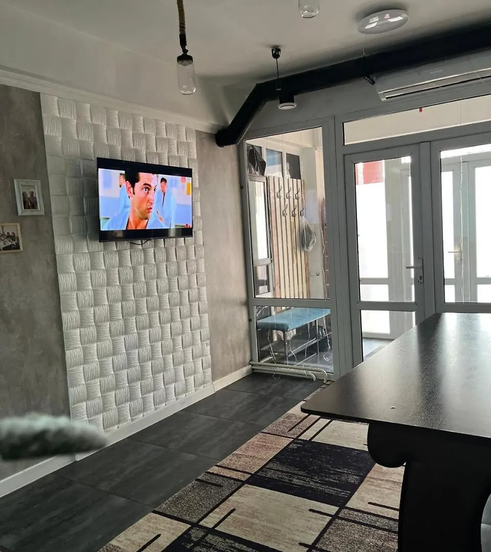 Hostel Del Luna Almaty