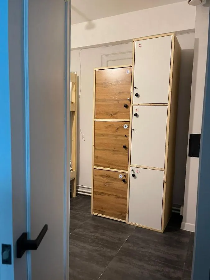 Hostel Del Luna Almaty